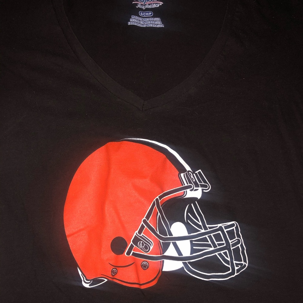 Browns V Neck T Shirt - Picture 2 of 2